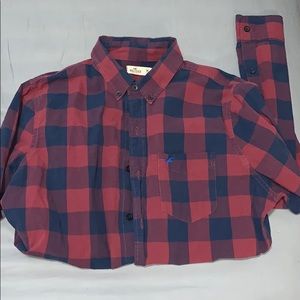 Men’s Hollister Plaid Buttom-Up